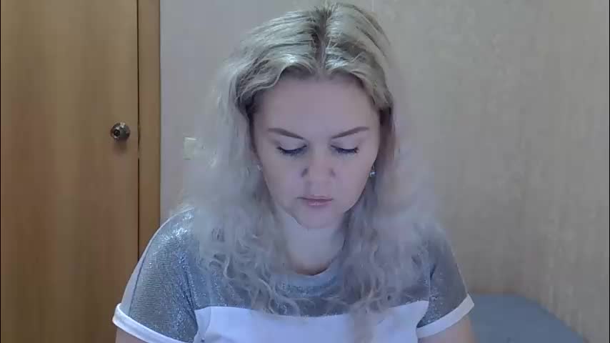 karennelsonx Cam Model Chat January 13, 2026