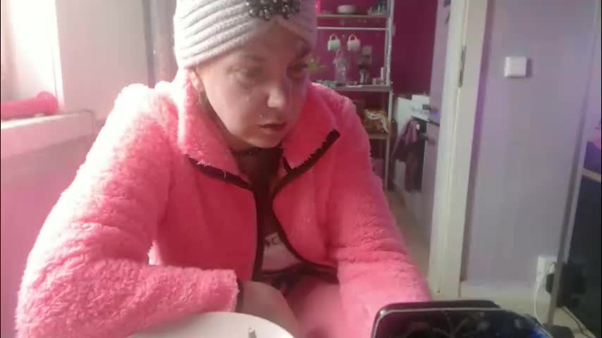 melli23 Cam Model Chat January 13, 2026