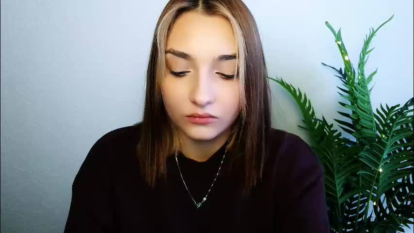 veryveryshygirl Cam Model Chat January 13, 2026