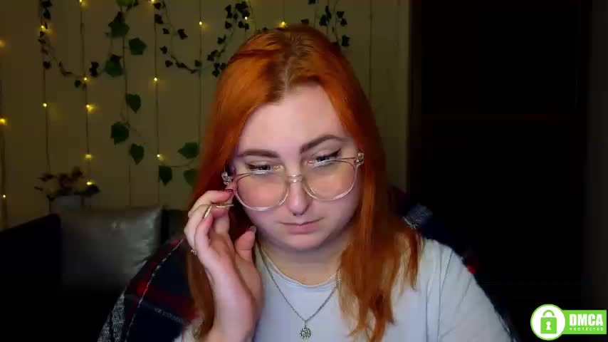Aliciaredluv Cam Model Chat January 13, 2026