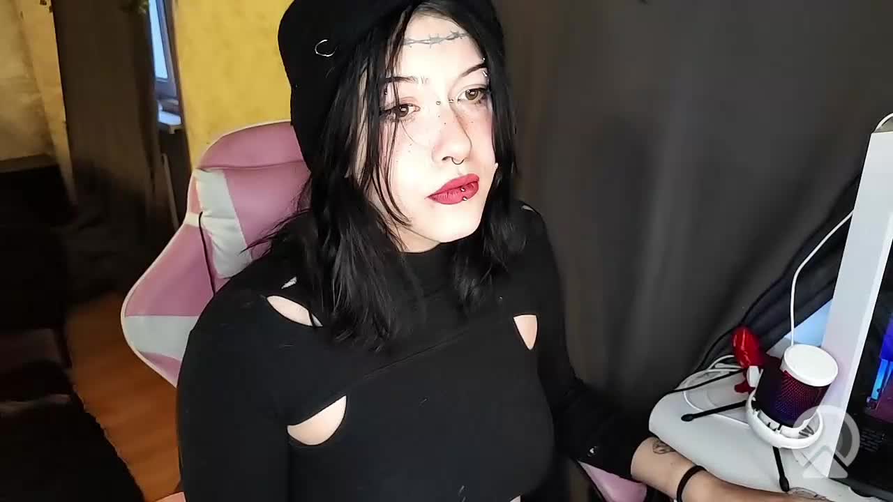 Harakassi Cam Model Chat January 13, 2026