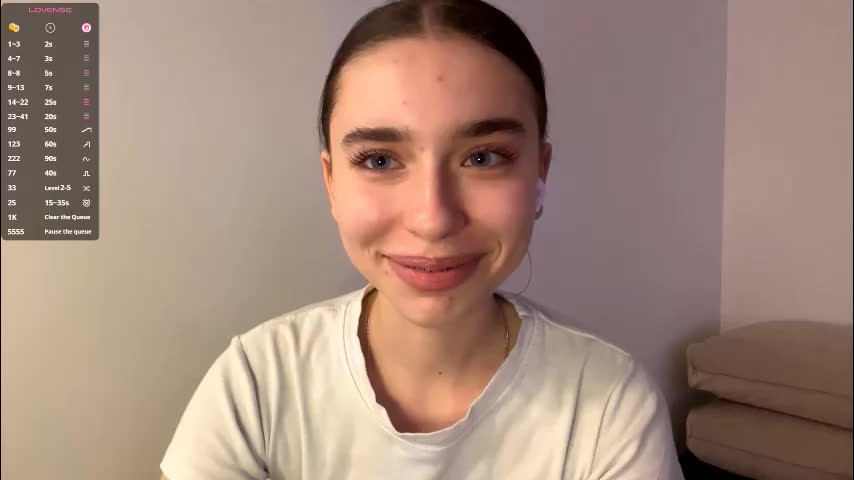 viviennebreihan Cam Model Chat January 13, 2026