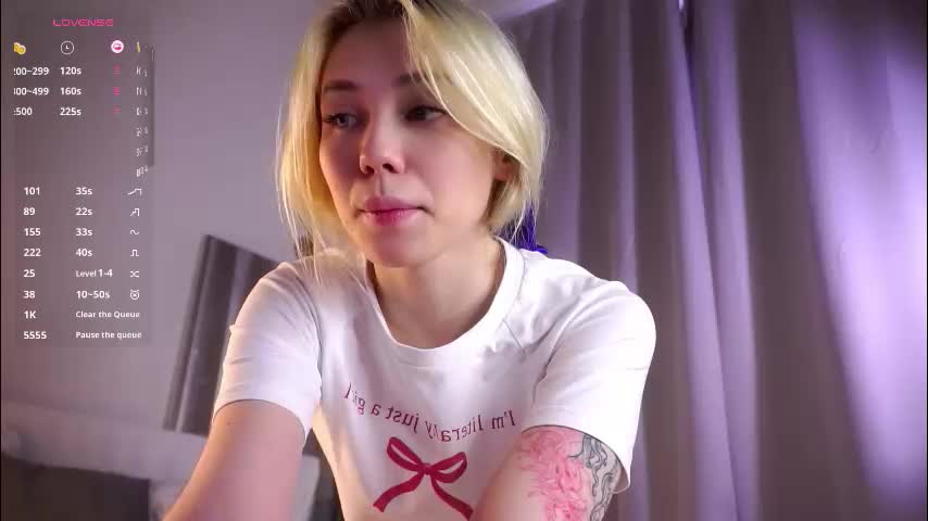 blue_bow Cam Model Chat January 13, 2026