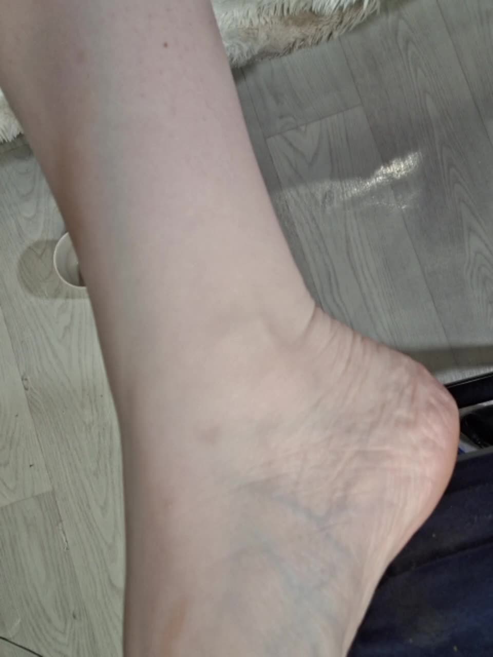 -scyrim- Cam Model Chat January 13, 2026