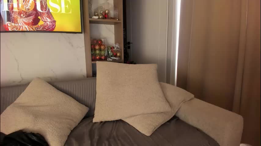 sensualbarbies Cam Model Chat January 13, 2026