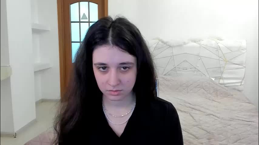 ginablum Cam Model Chat January 13, 2026