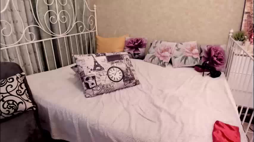 sophialinn Cam Model Chat January 13, 2026