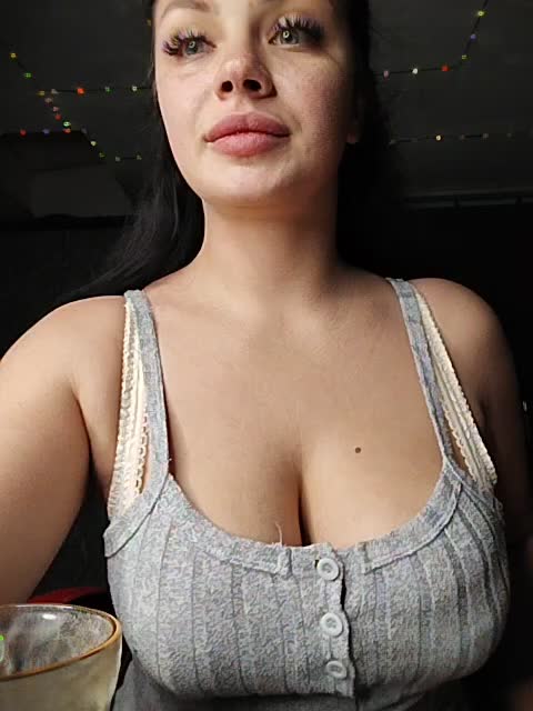 Sweet-Candy88 Cam Model Chat January 13, 2026