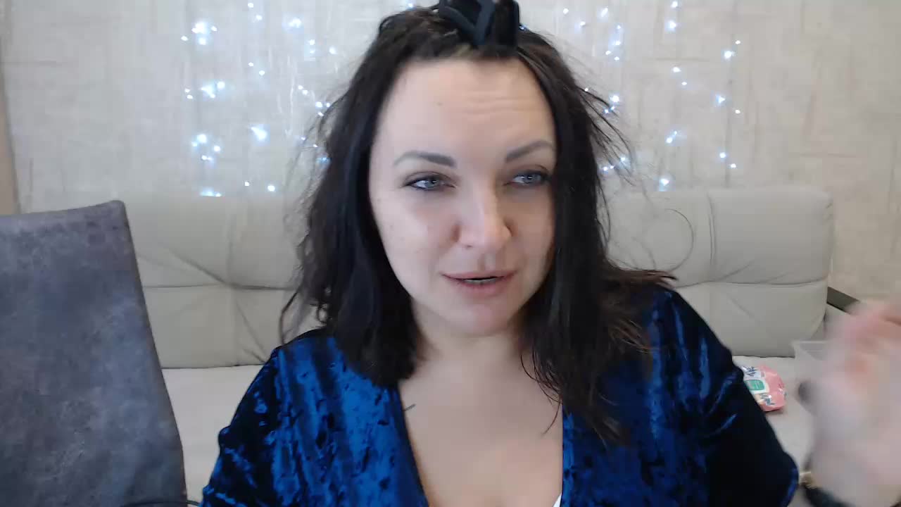 JenniferTheChic Cam Model Chat January 13, 2026