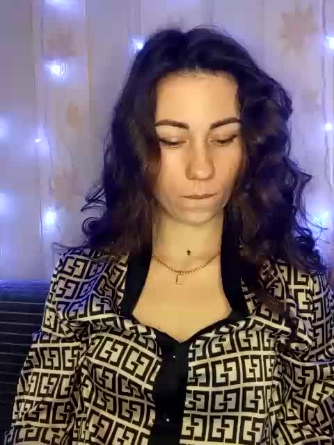 -Feral-Berry- Cam Model Chat January 13, 2026