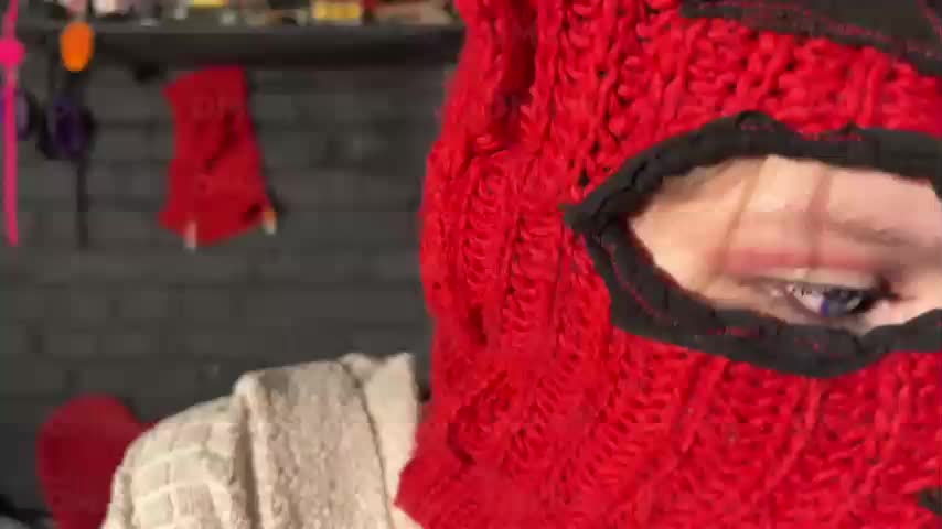 zus-pic Cam Model Chat January 13, 2026