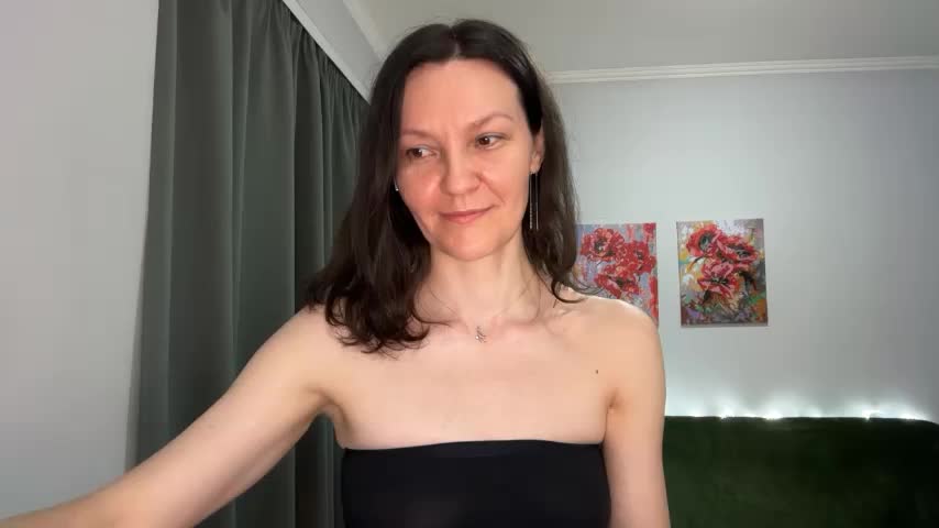 _lastochka_ Cam Model Chat January 13, 2026