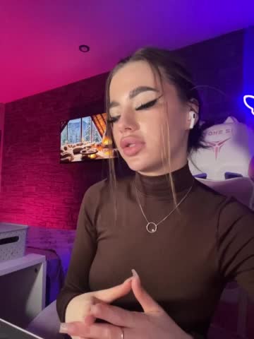 HotGirlEva Cam Model Chat January 13, 2026