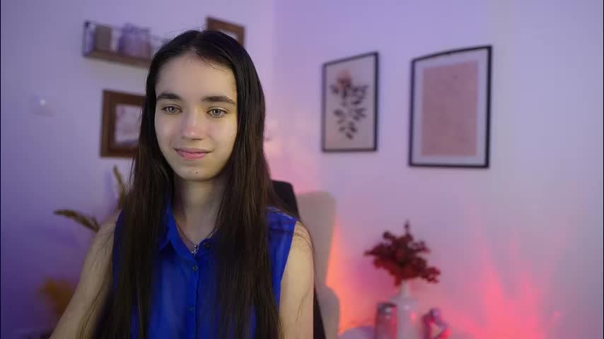 gia_paige18 Cam Model Chat January 13, 2026