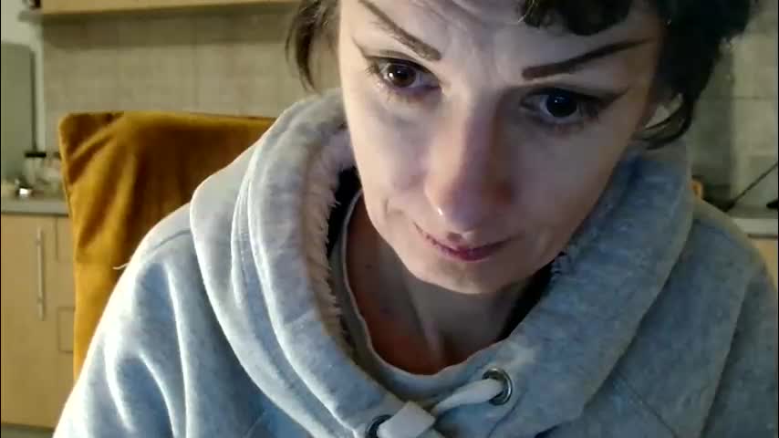 bebacksooon Cam Model Chat January 13, 2026