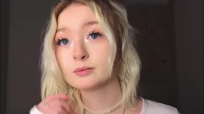 twinklefluff Cam Model Chat January 13, 2026