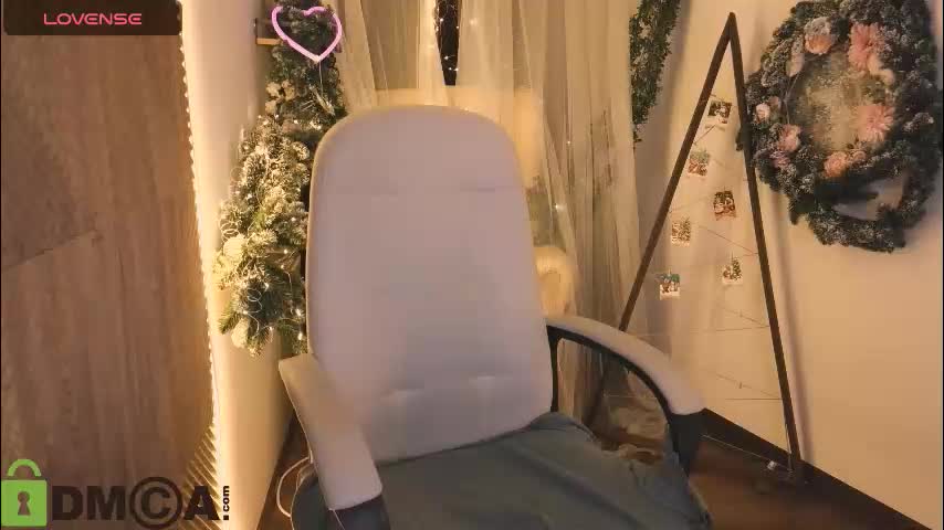 caroll_li Cam Model Chat January 13, 2026