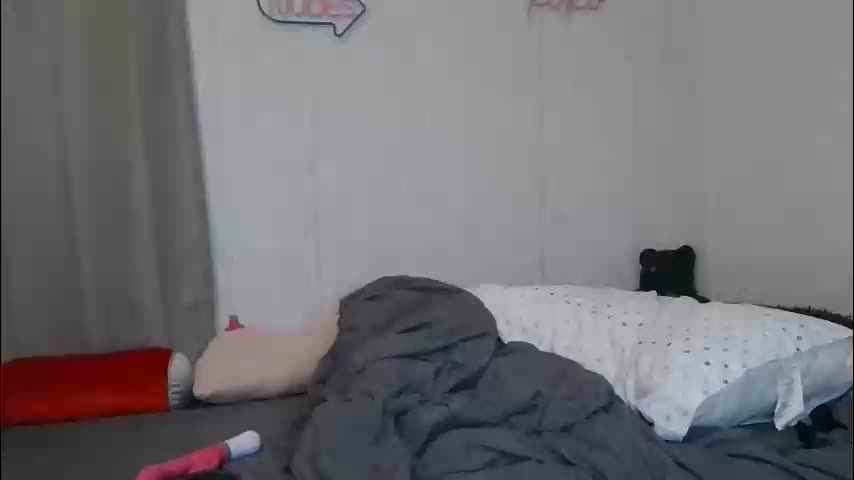 dimepiecexxx Cam Model Chat January 13, 2026