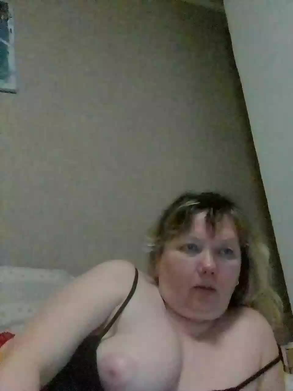 LucyAlexis Cam Model Chat January 13, 2026