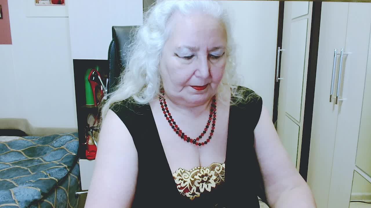 GrannyWants Cam Model Chat January 13, 2026