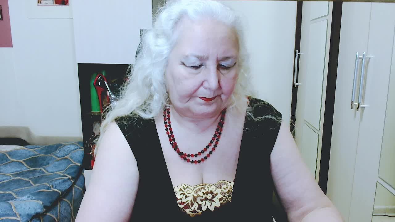 GrannyWants Cam Model Chat January 13, 2026