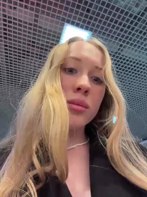 LiiBaby Cam Model Chat January 13, 2026