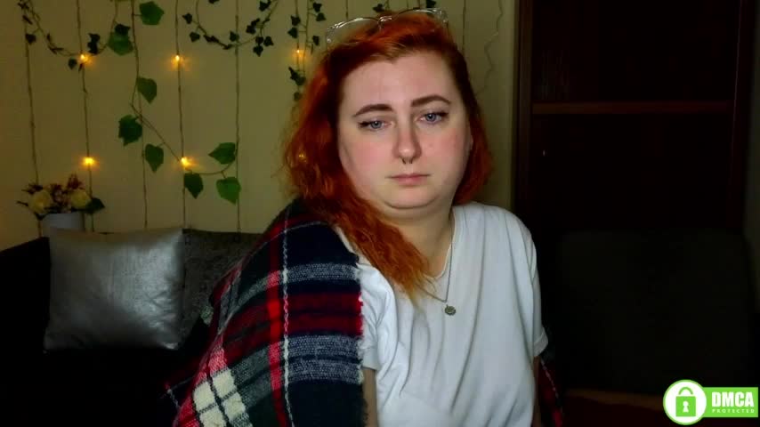 Aliciaredluv Cam Model Chat January 13, 2026