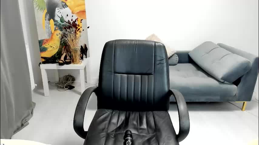 sassytiff Cam Model Chat January 13, 2026