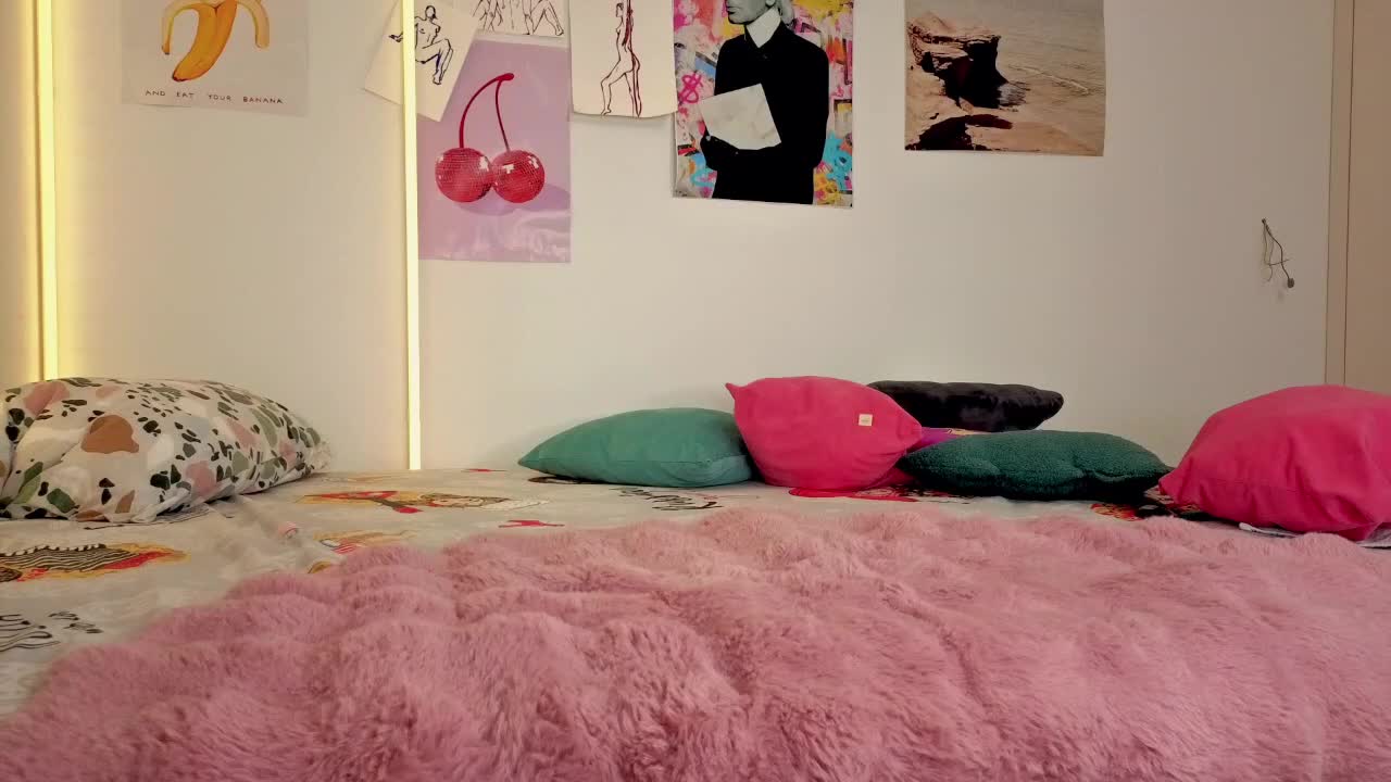 alicecutey Cam Model Chat January 13, 2026