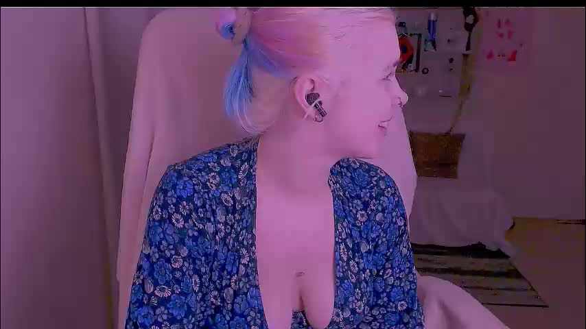 hot_blonda_ Cam Model Chat January 13, 2026