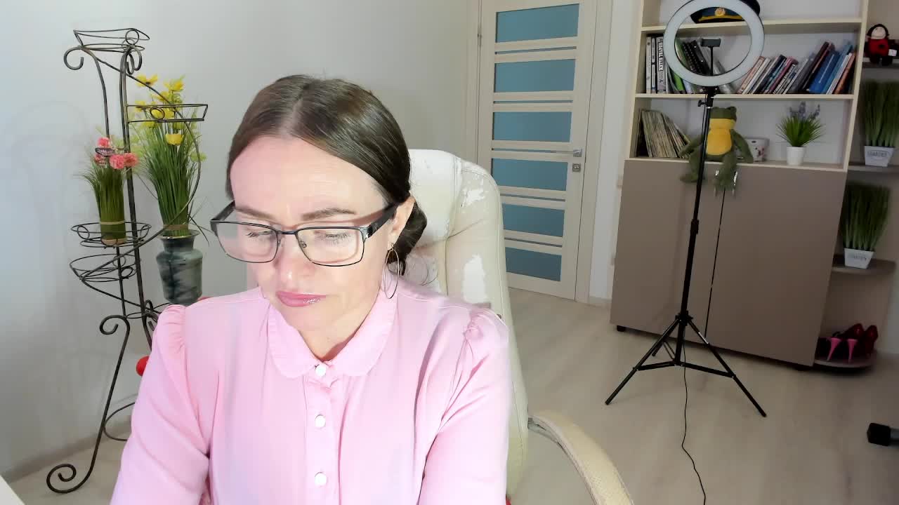 -Michelle- Cam Model Chat January 13, 2026