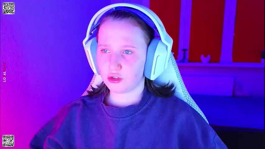 moon_avengers Cam Model Chat January 13, 2026