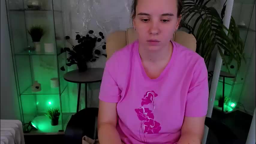 l1ka_one Cam Model Chat January 13, 2026