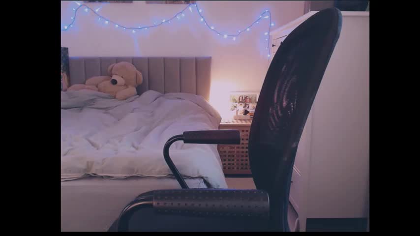 julialiones Cam Model Chat January 13, 2026