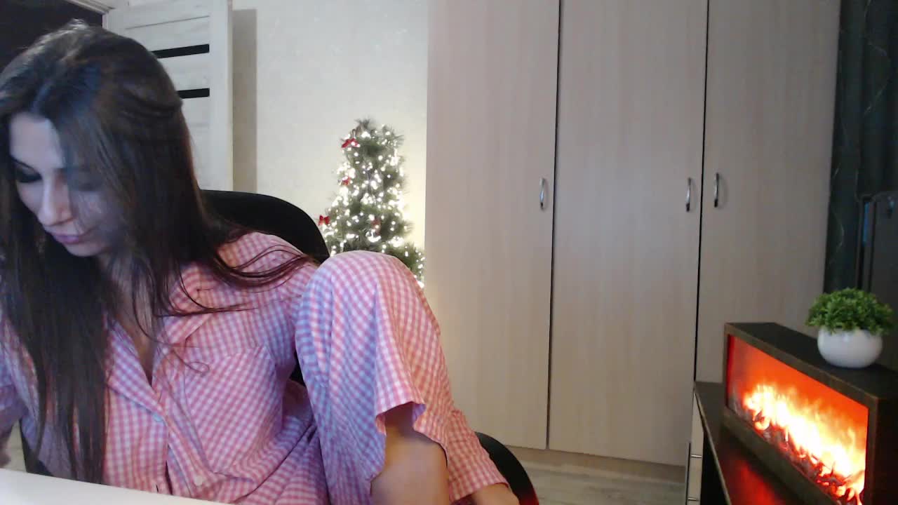 LenaGordon Cam Model Chat January 13, 2026