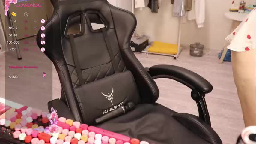 _viv1an_ Cam Model Chat January 13, 2026