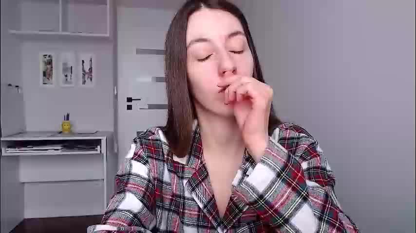 sweetheart_77 Cam Model Chat January 13, 2026