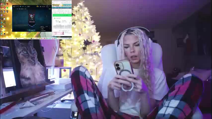 tinykylie Cam Model Chat January 13, 2026