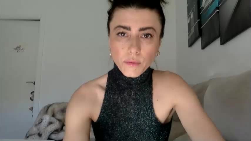 swee788485 Cam Model Chat January 13, 2026