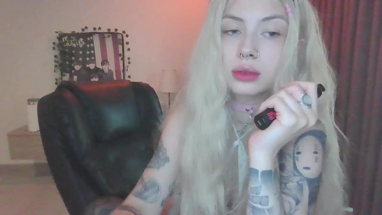 EmilyFlowers Cam Model Chat January 13, 2026