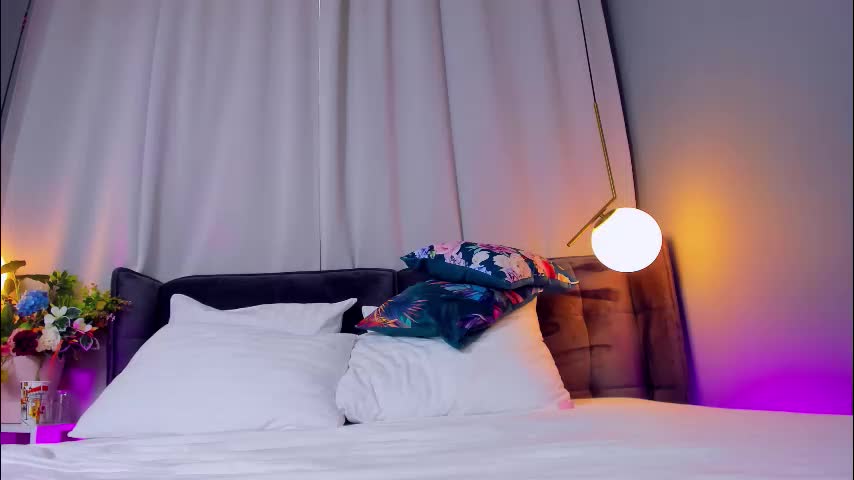 _carlawhite_ Cam Model Chat January 13, 2026