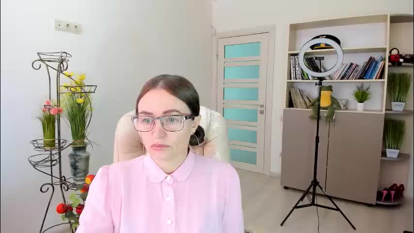 vika7333 Cam Model Chat January 13, 2026