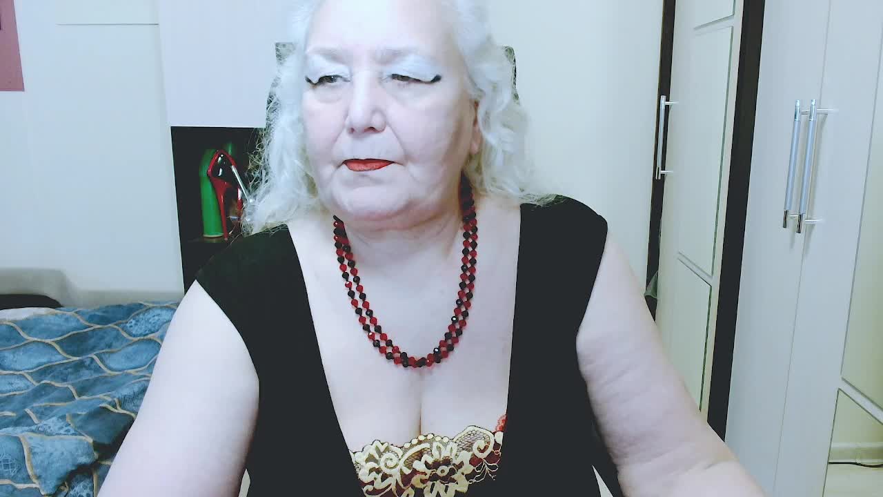 GrannyWants Cam Model Chat January 13, 2026