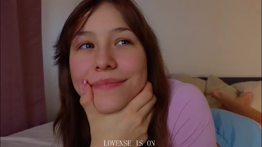 wanettabal Cam Model Chat January 13, 2026