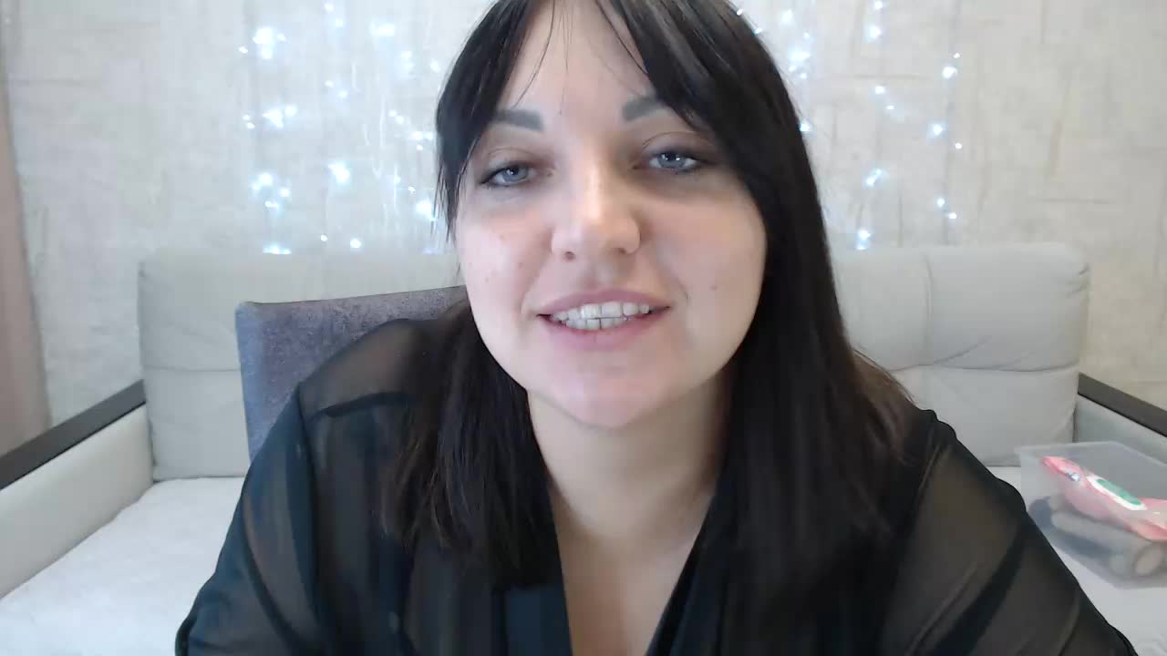JenniferTheChic Cam Model Chat January 13, 2026