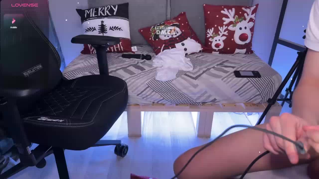 cutemilana_sexwife Cam Model Chat January 15, 2026