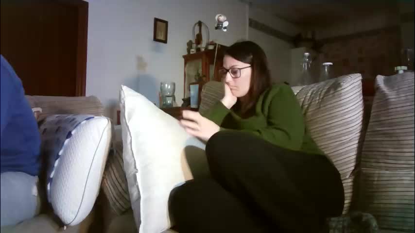 lolahueso Cam Model Chat January 15, 2026