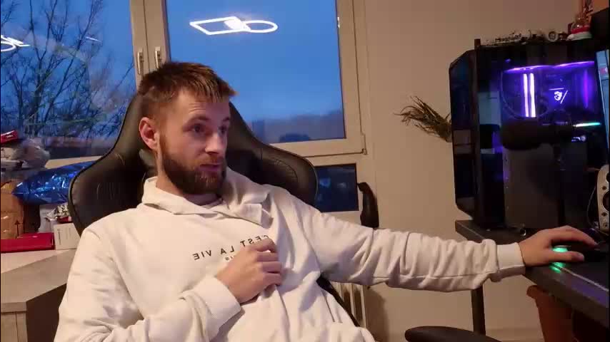 julia_official Cam Model Chat January 15, 2026