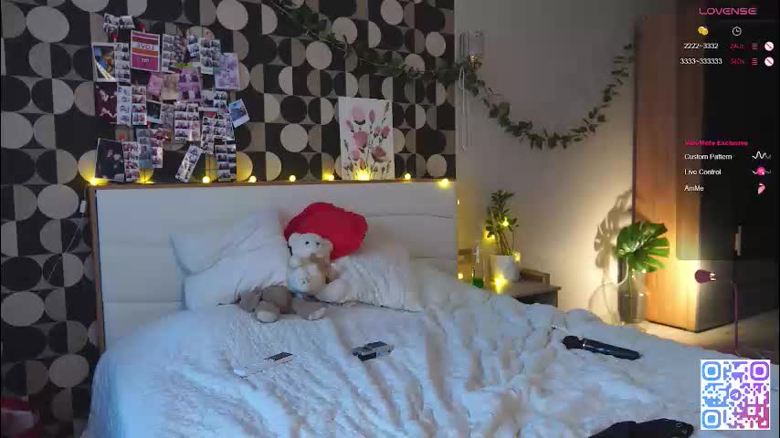 charming_daisy Cam Model Chat January 15, 2026