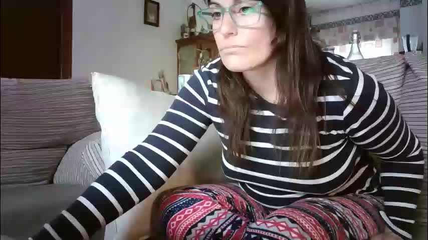 lolahueso Cam Model Chat January 15, 2026